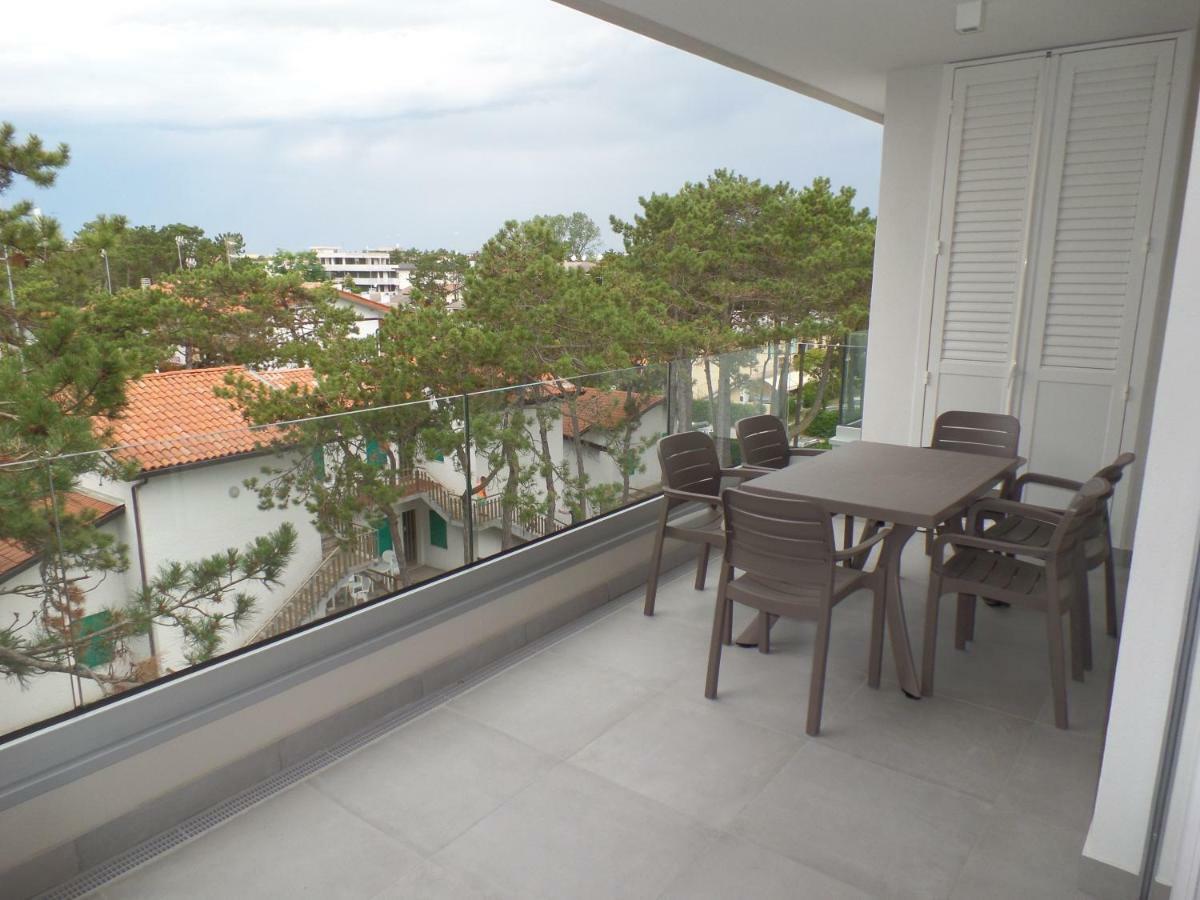 Residence Melograno Bibione Eksteriør billede