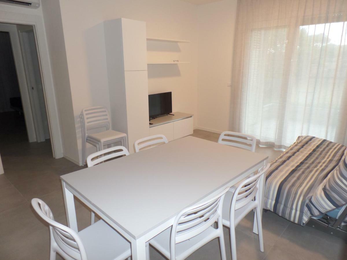 Residence Melograno Bibione Eksteriør billede