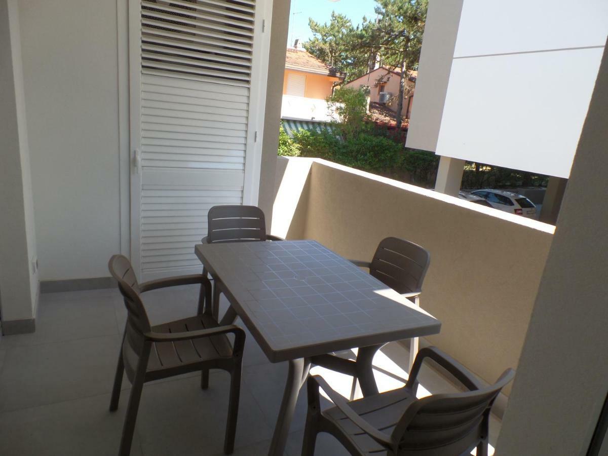 Residence Melograno Bibione Eksteriør billede